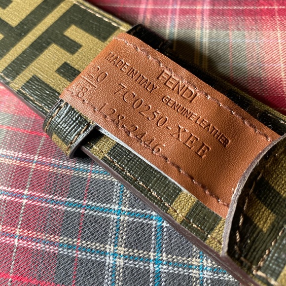 GUC FENDI BELT MENS SIZE 48 (120) - Picture 3 of 4